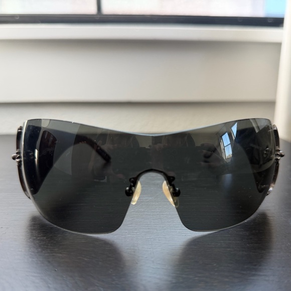 2000s Vintage Ed Hardy Tattoo Shield Sunglasses - Picture 7 of 8